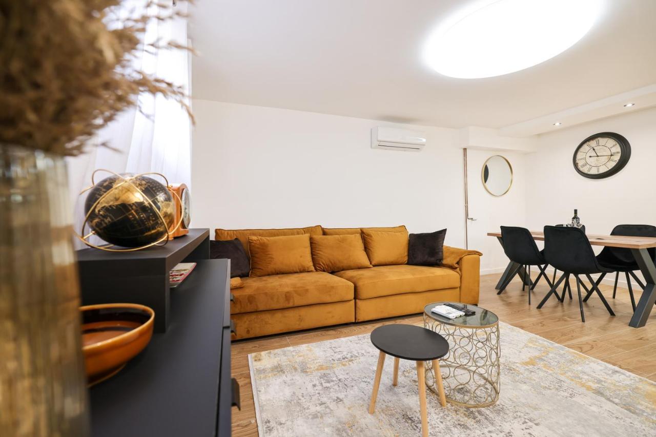 Oscar & Leo Apartments Zara Esterno foto