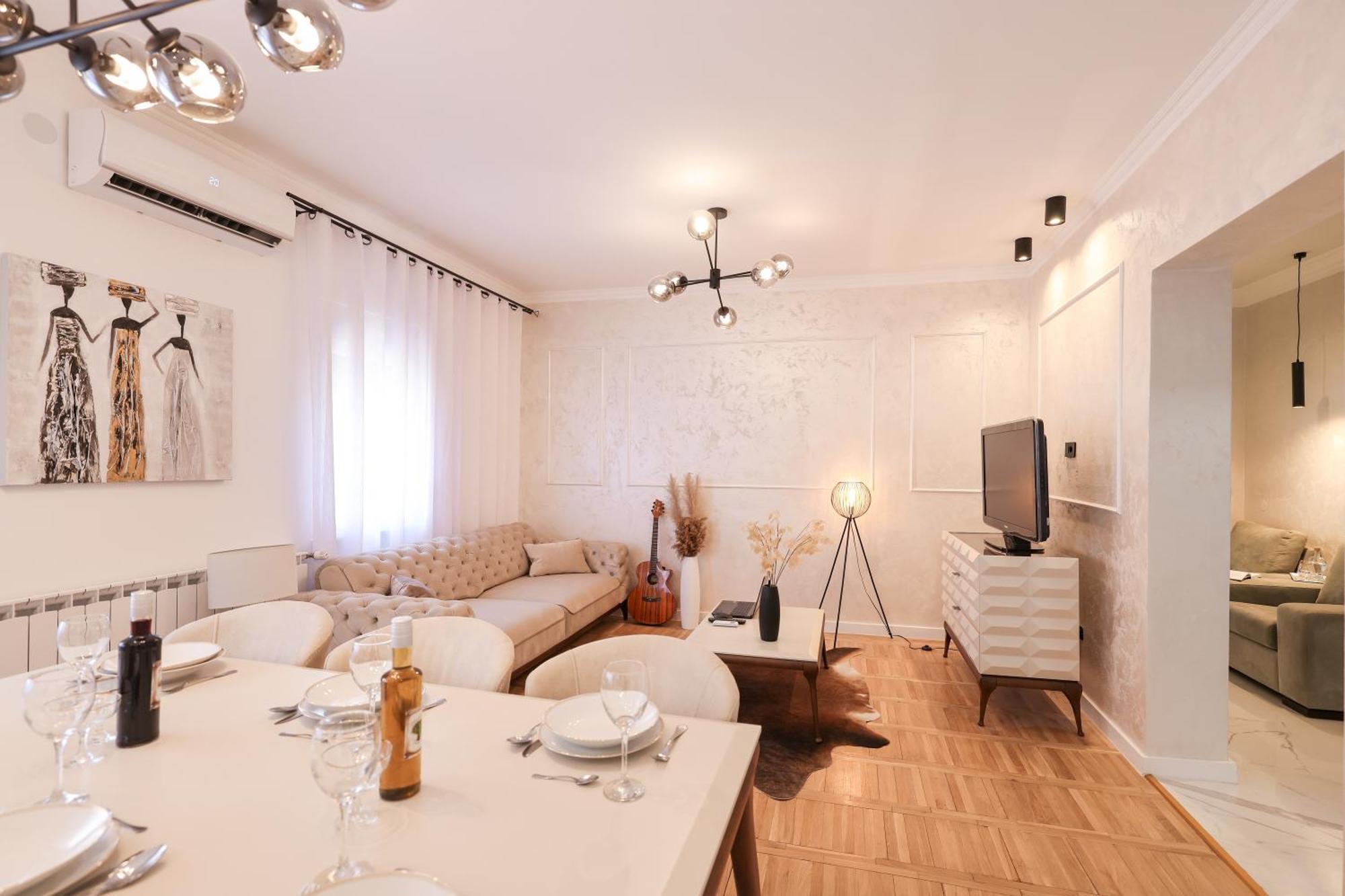 Oscar & Leo Apartments Zara Esterno foto